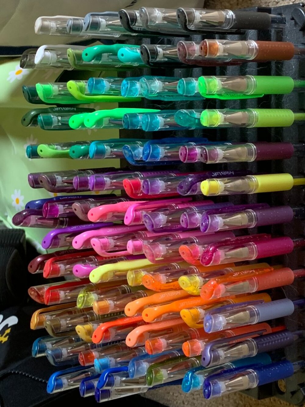 Artist's Loft 100-Piece Gel Pen Set w/Storage Stand - Most Pens Included